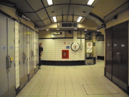 Looking towards the lifts from the southbound platform
