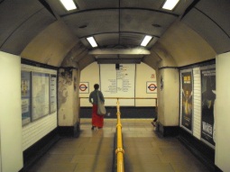 Looking towards the northbound platform from the lifts