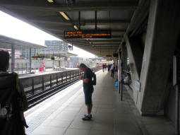 The Jubilee line westbound platform, with the DLR Stratford International branch platforms on the left