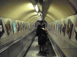 Looking down one of the escalators to the Northern line (I think) (June 2009)