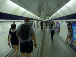 Corridor leading to the Northern line