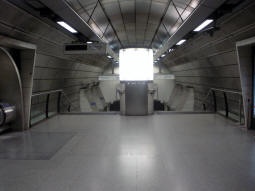 Looking left from the bottom of the escalators towards the platforms