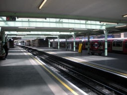 Looking across to the westbound island platform from the eastbound