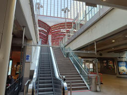 Looking up to the island platform for trains to Lewisham from the concourse