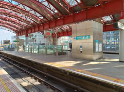 Looking across to the platforms for trains to Lewisham from one of the ones for trains to Stratford