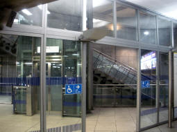 Lift and stairs to exit from the westbound District and Circle line platform